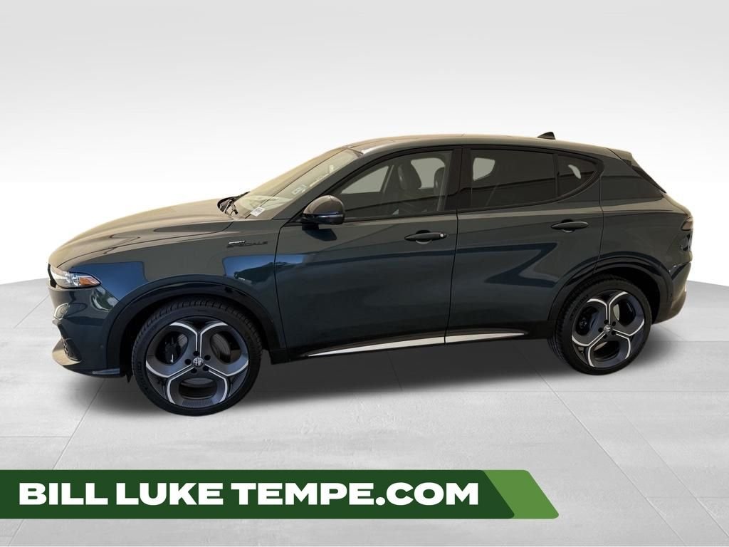 New 2026 Verde Monza (Green) Exterior Paint Alfa Romeo Sport Speciale image 1