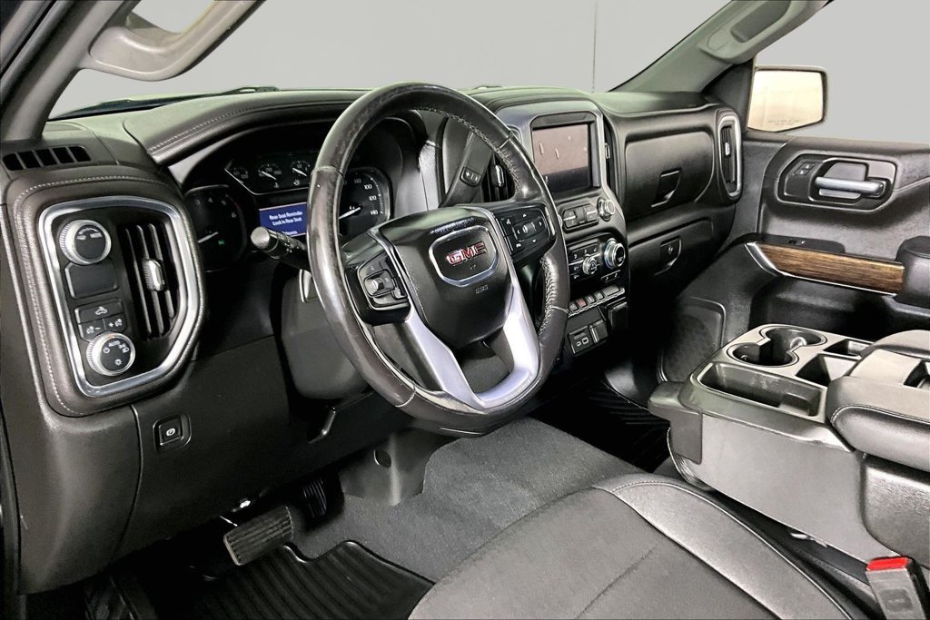 Used 2020 Black GMC SLE image 17