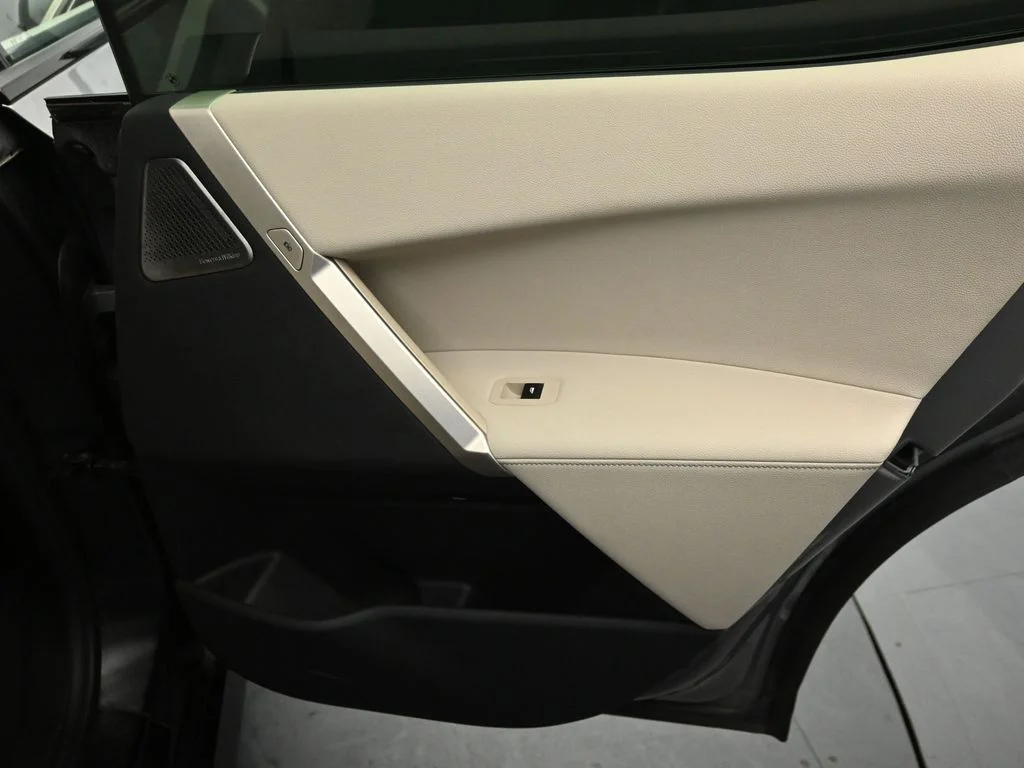 2024 BMW iX Base - Photo 25