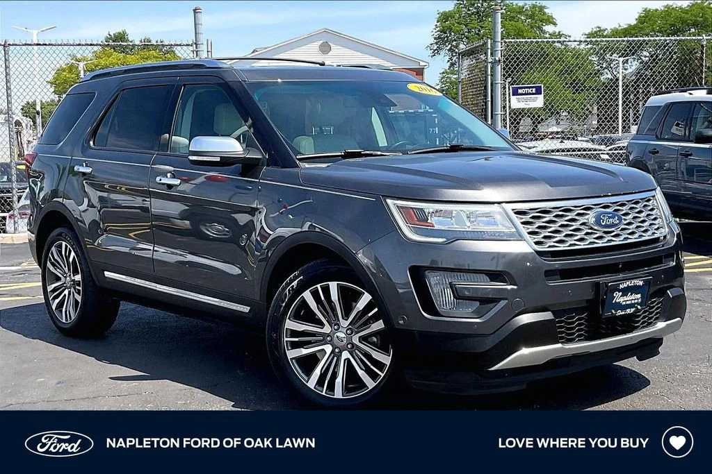 2016 Ford Explorer Platinum 4WD's photo