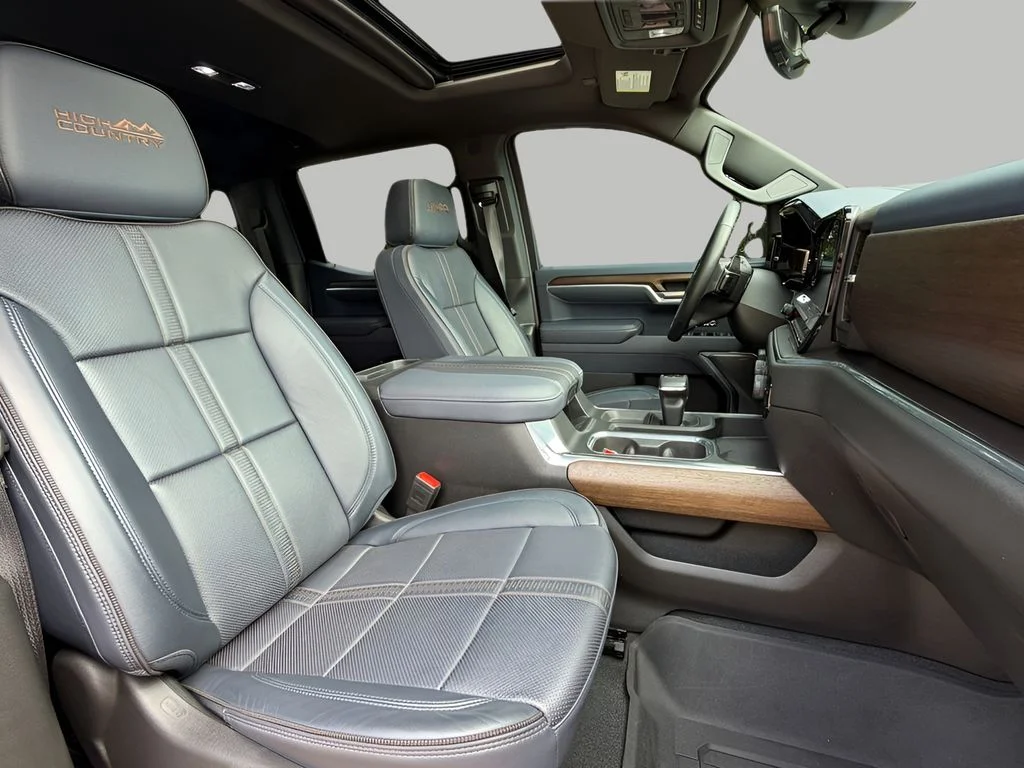 Used 2025 Sterling Gray Metallic Chevrolet High Country image 10