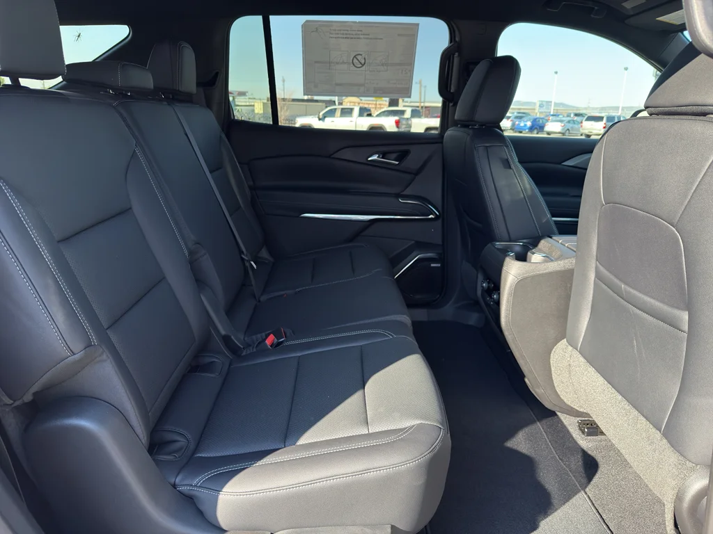 2026 Chevrolet Traverse LT - Photo 17