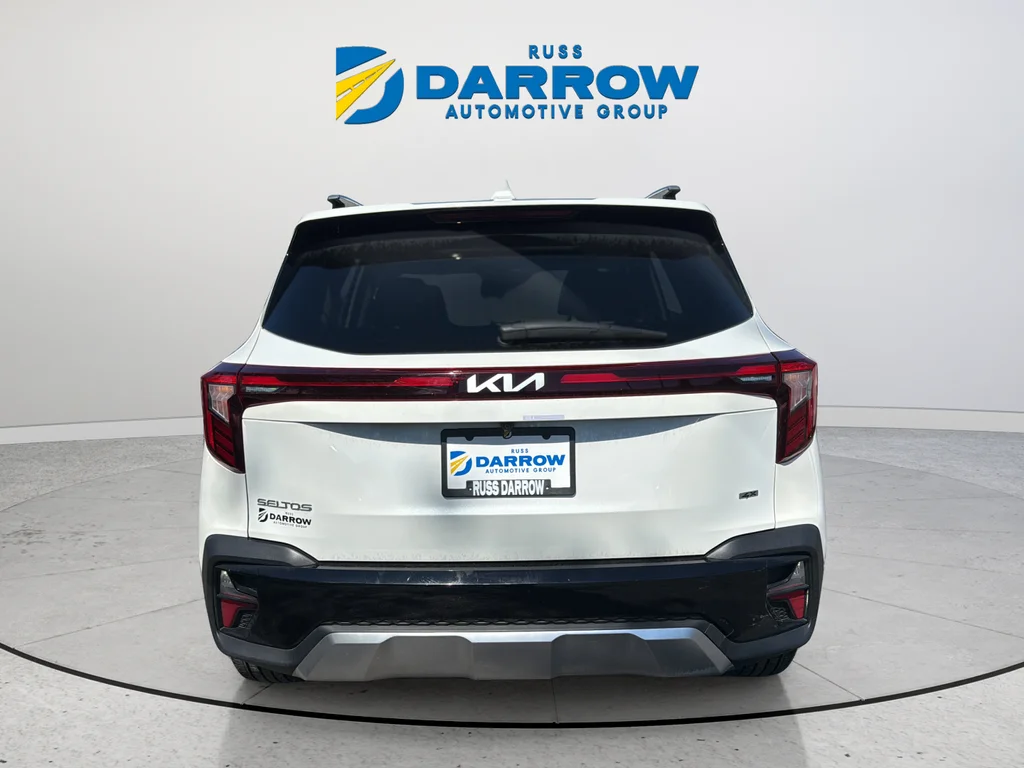 Certified Used 2024 White Kia SX image 4