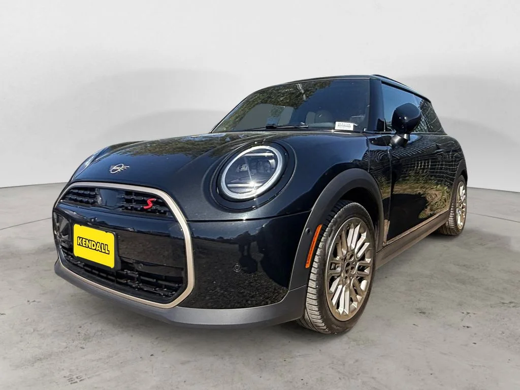 2025 MINI Hardtop Cooper S's photo