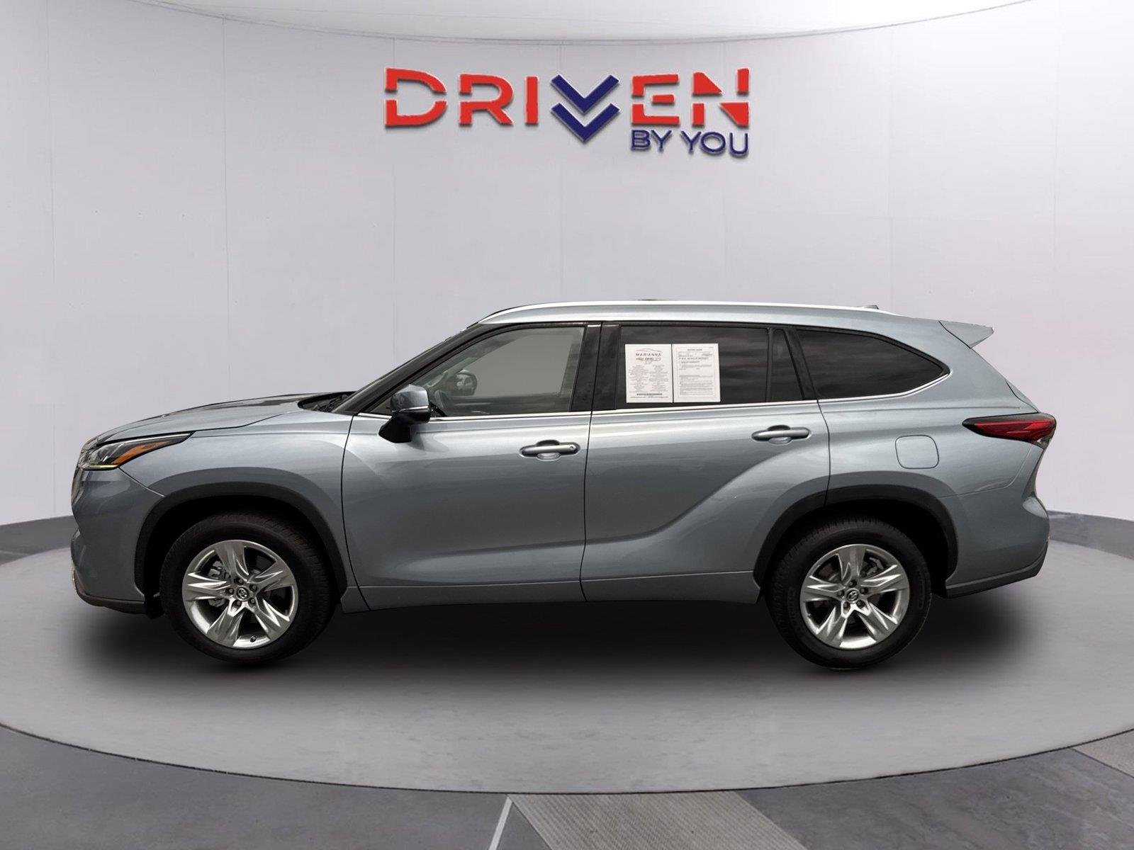 Used 2021 Moondust Toyota Limited image 7