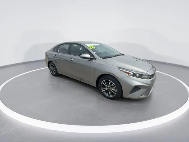 Used 2023 Gray Kia LXS image 2