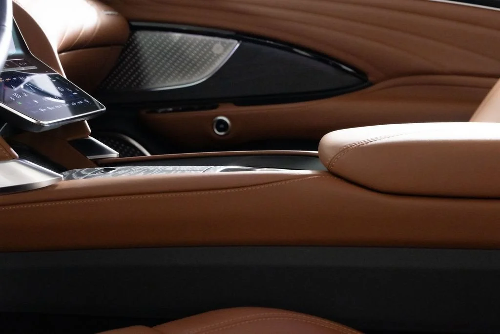 Used 2025 Nero Assoluto Metallic Maserati Granturismo image 29