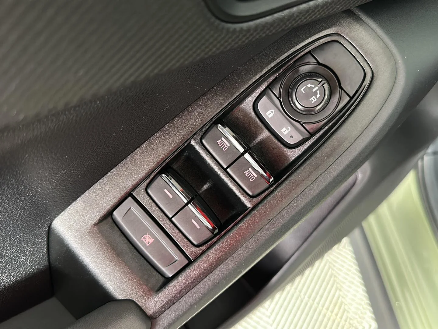 Used 2024 Alpine Green Subaru Sport image 9