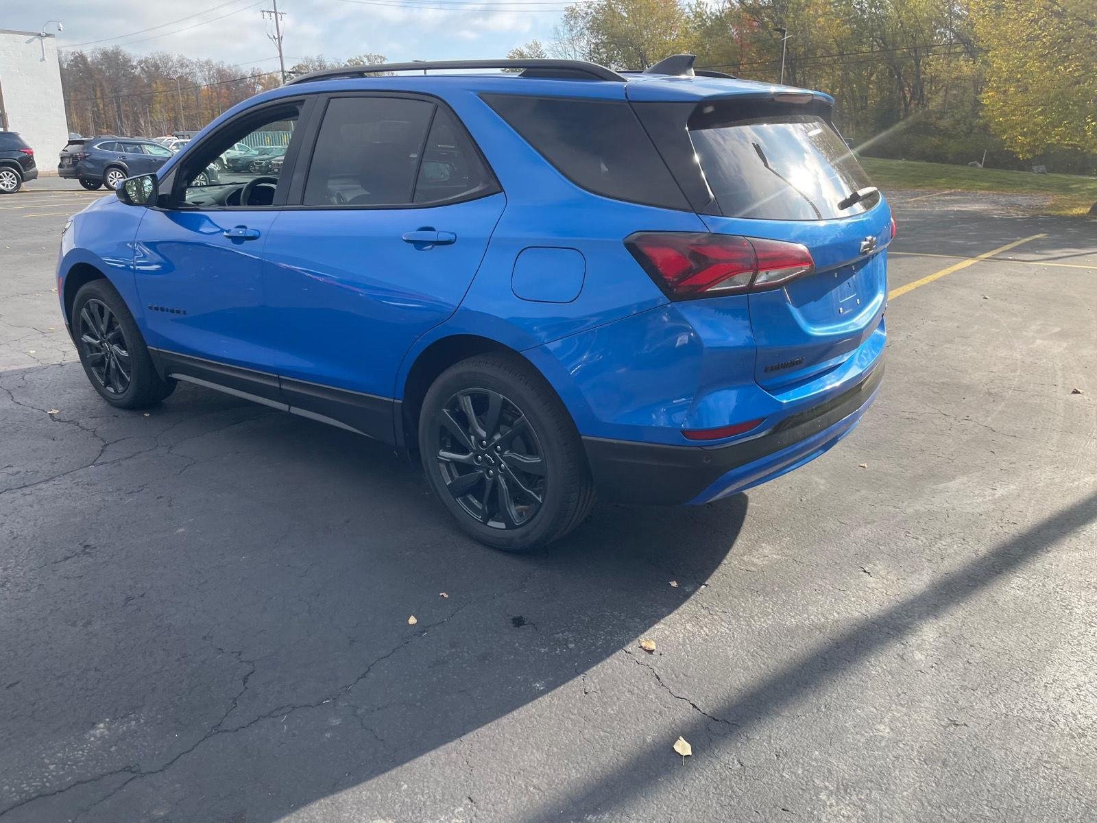 Used 2024  Chevrolet  image 5