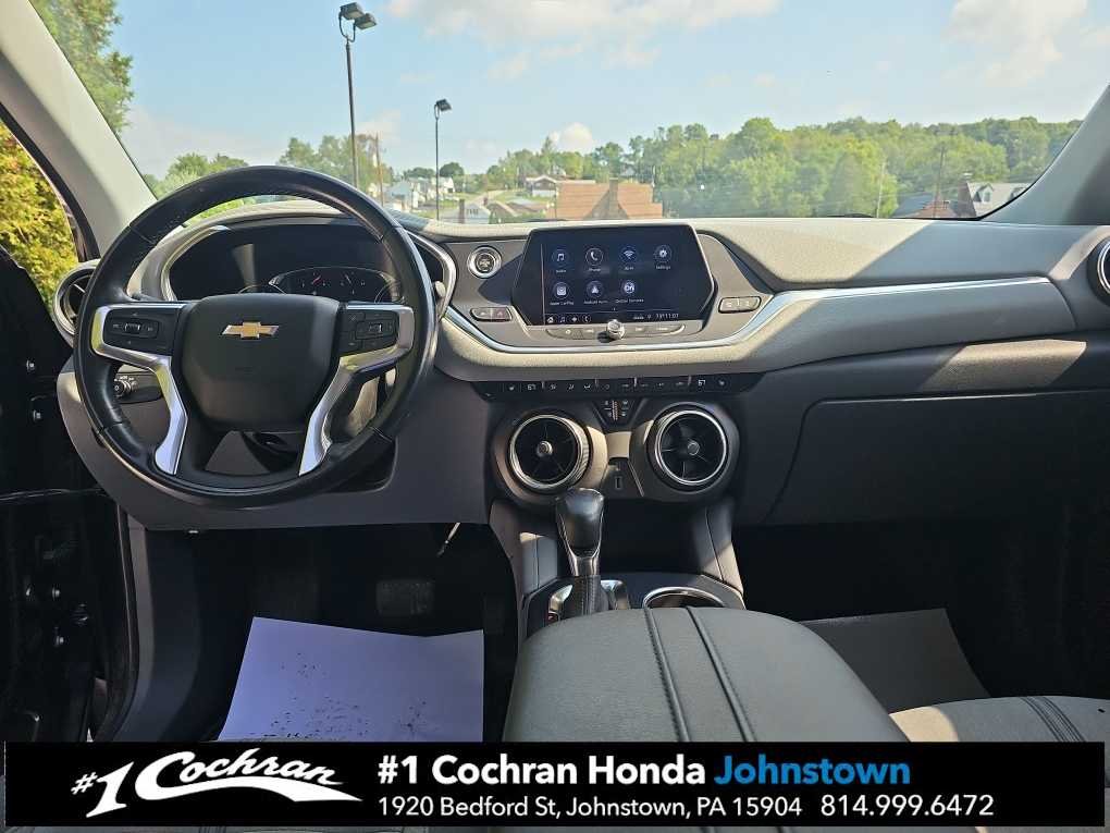 Used 2020 Midnight Blue Metallic Chevrolet LT image 17