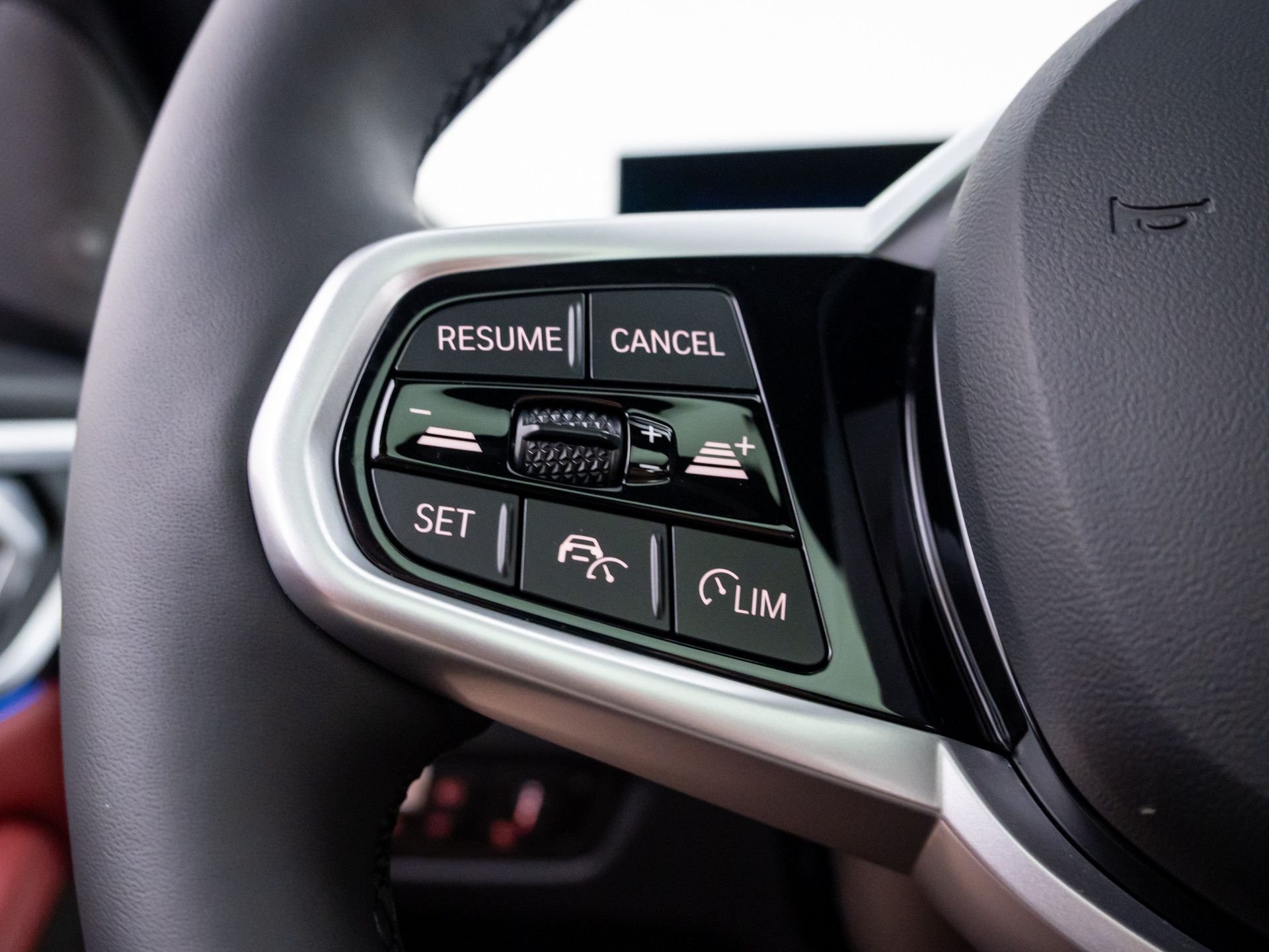 New 2026 Black Sapphire Metallic BMW xDrive40 image 33