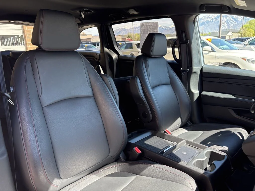 Used 2025 Gray Honda Sport-L image 15