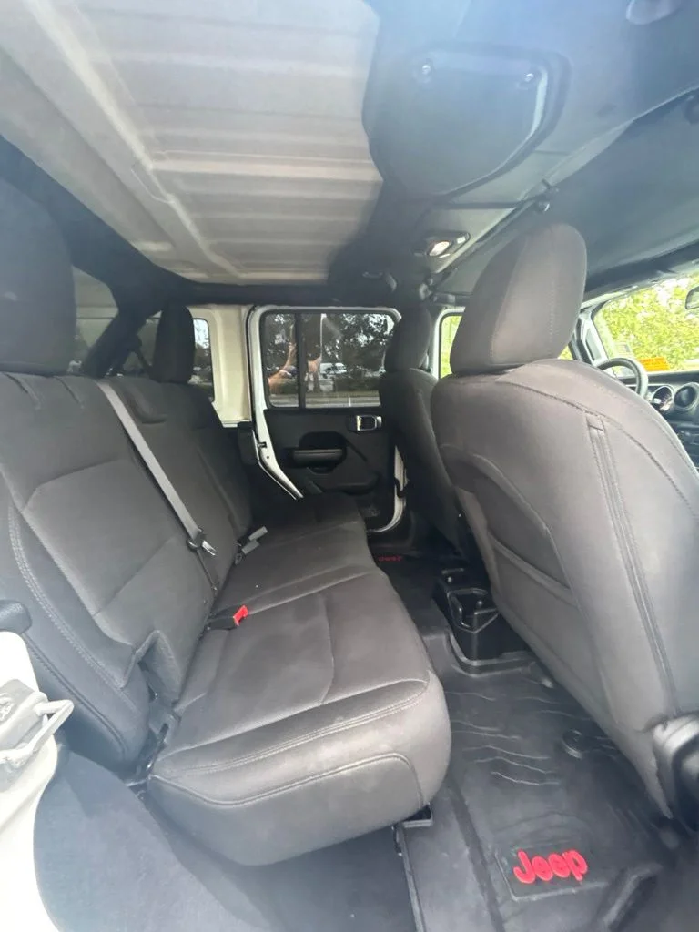 Used 2018 White Jeep Unlimited Sport S image 22