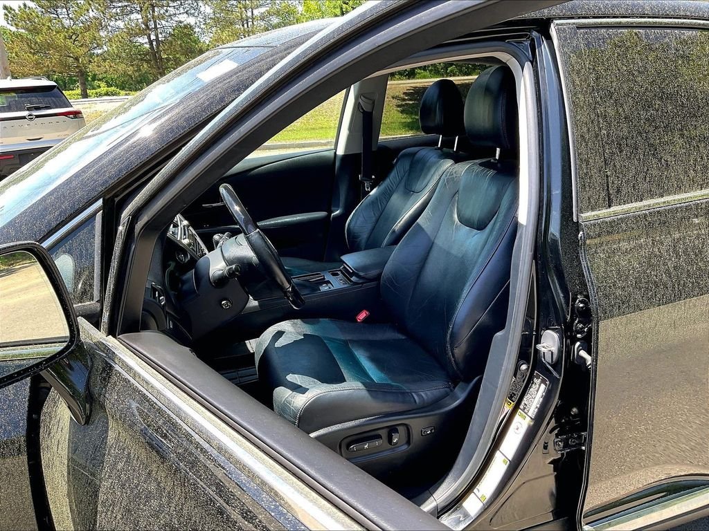 Used 2013 Black Lexus 350 image 10