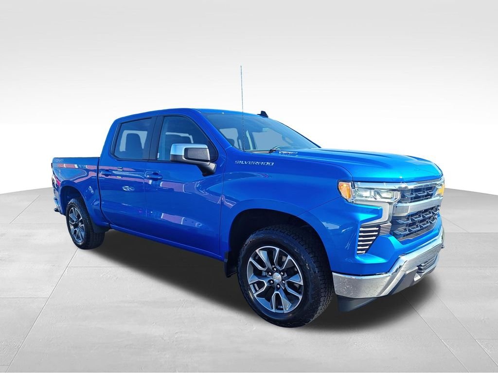 Used 2025 Blue Chevrolet LT image 7
