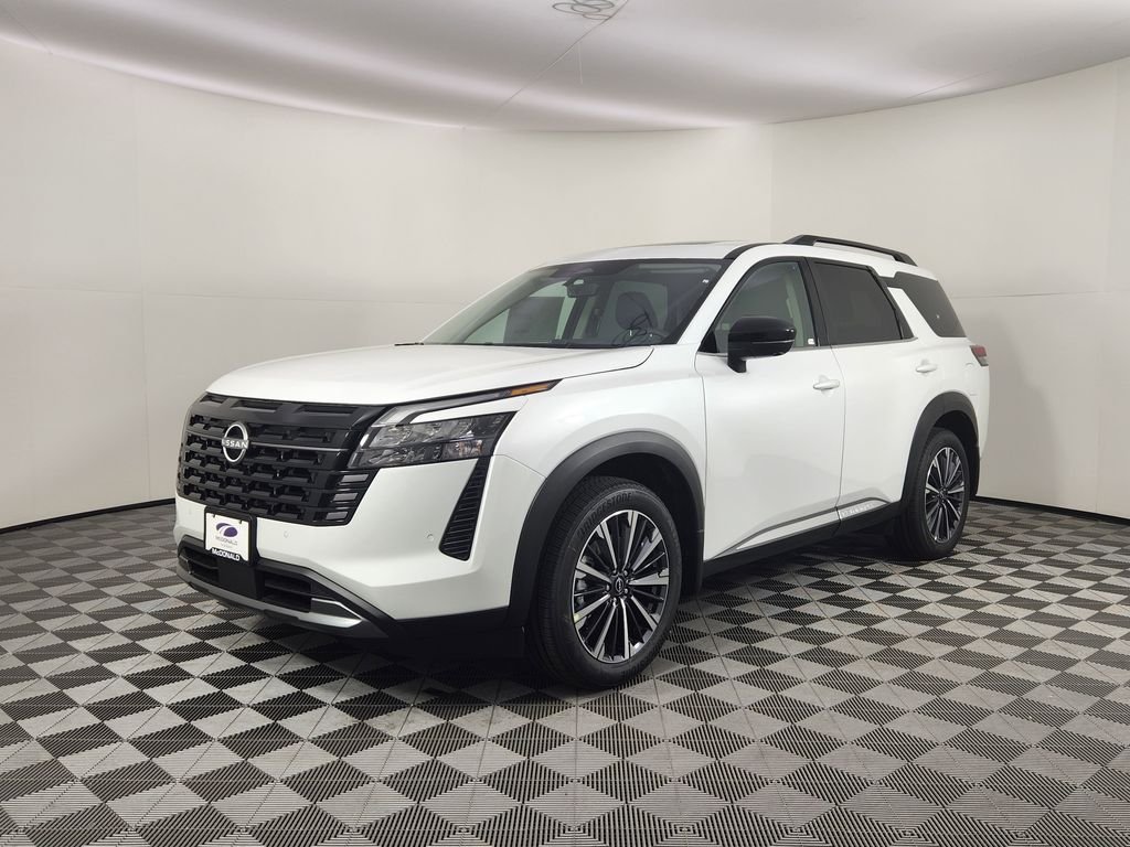 2026 Nissan Pathfinder Platinum 4WD's photo