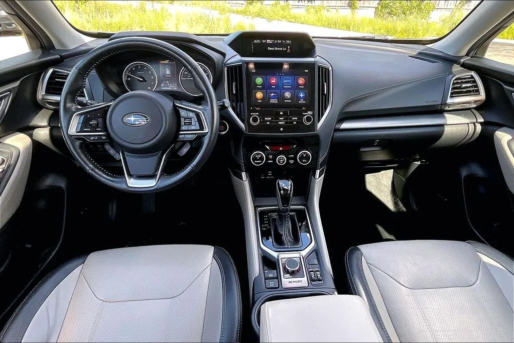 Used 2020 Blue Subaru Limited image 15
