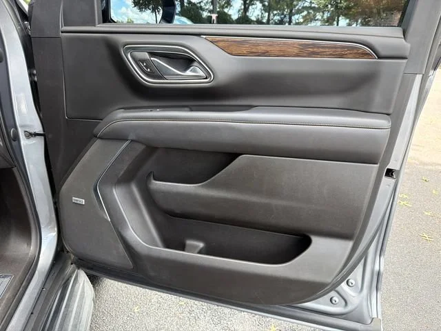 Used 2021 SATIN STEEL METALLIC Chevrolet Premier image 14