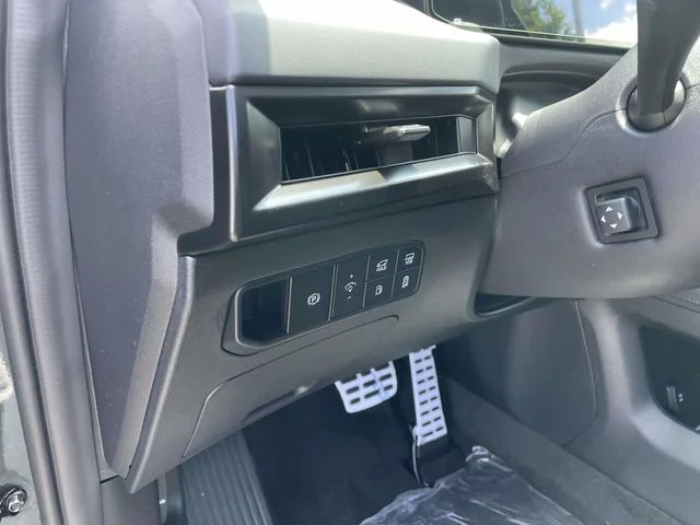 New 2027 Black / Jade Kia X-Line SX Prestige image 27