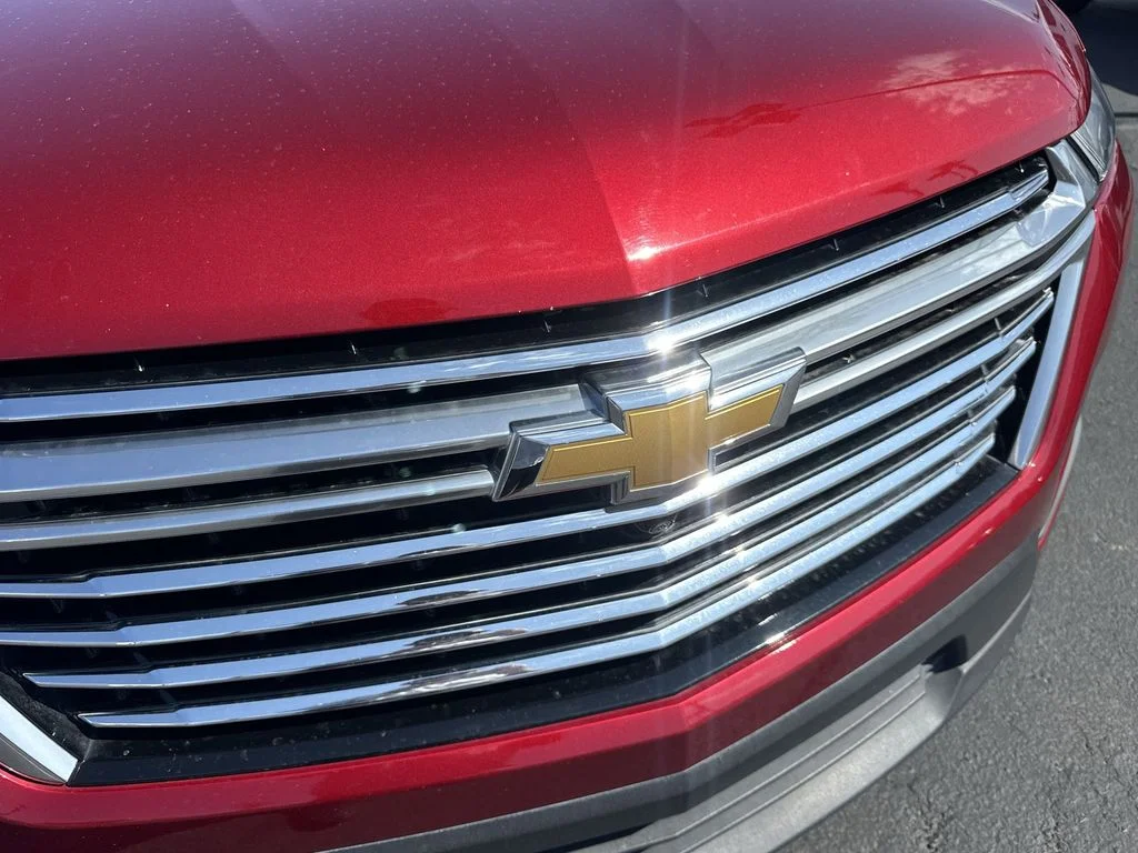 Used 2023 Red Chevrolet Premier image 31