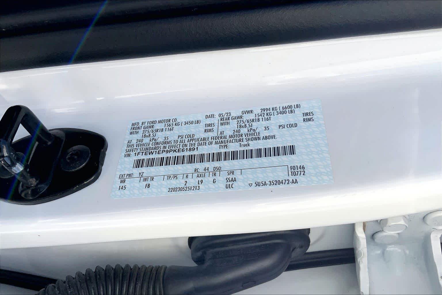 Used 2023 Oxford White Ford XLT image 33