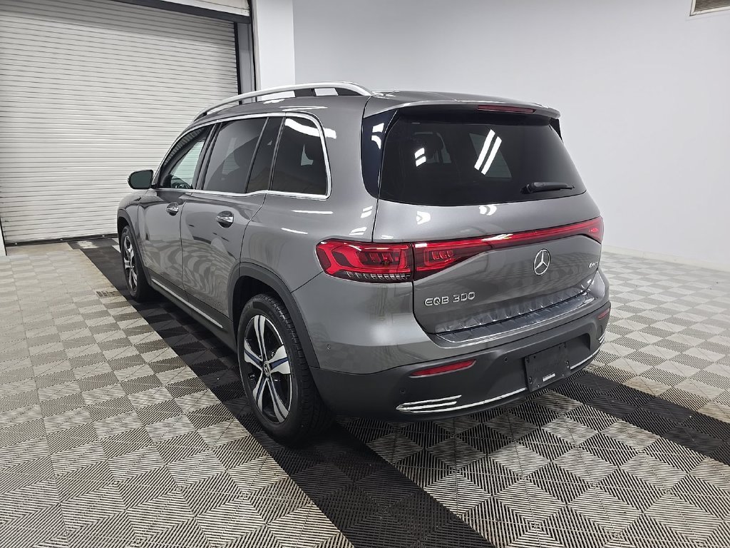 Used 2023 Gray Mercedes-Benz 300 image 6