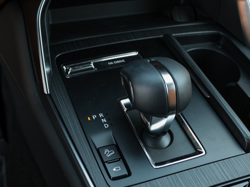 New 2026 Rhodium White Premium Mazda 3.3 Turbo S Premium Plus AWD image 22