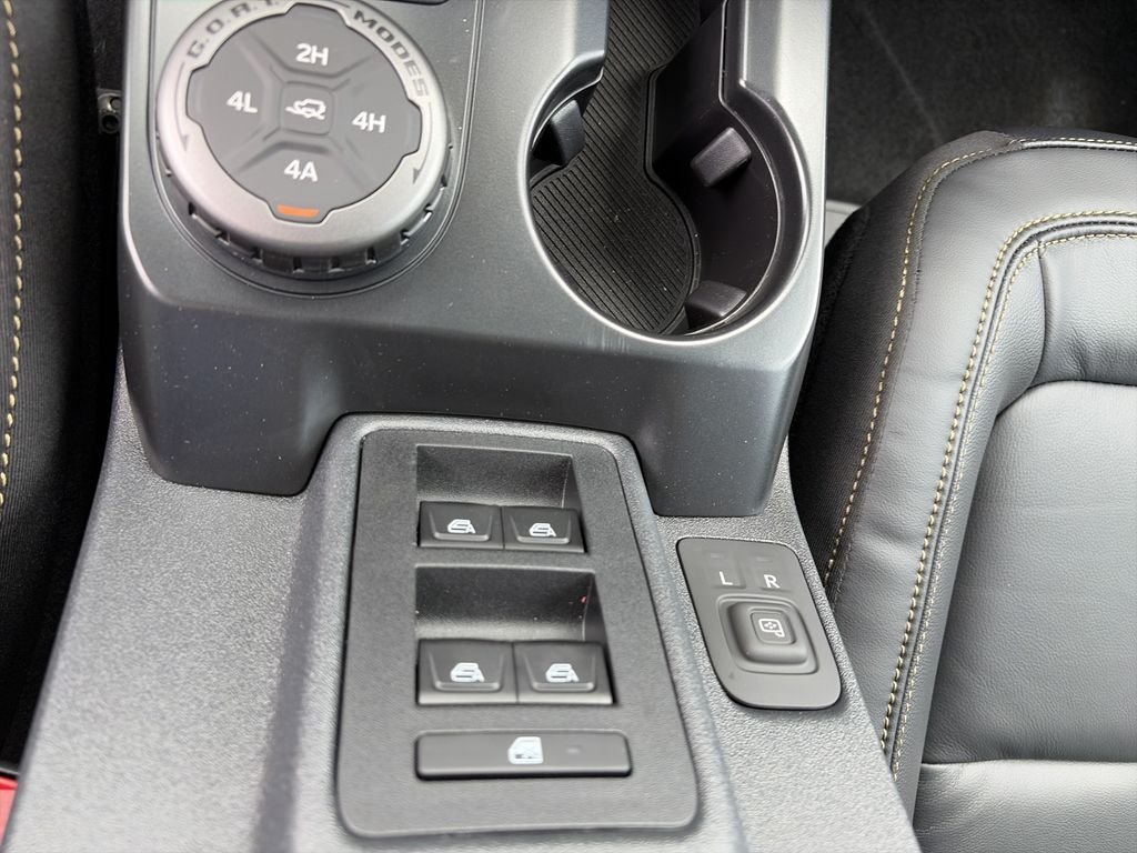 New 2026 Desert Sand Ford Badlands® image 28