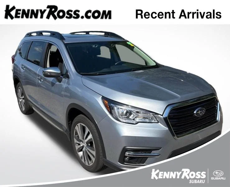 2022 Subaru Ascent Touring's photo