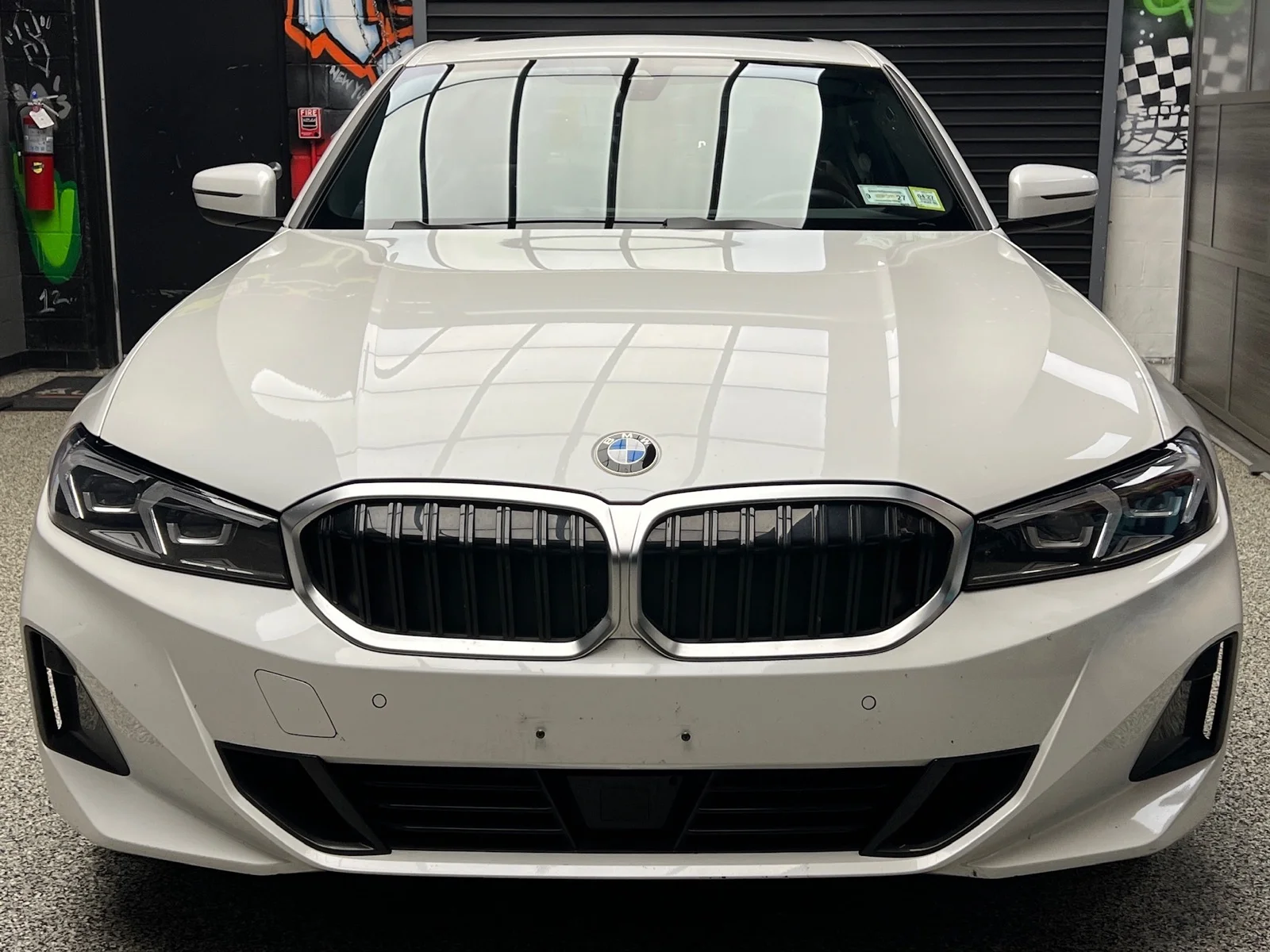 Used 2025 Alpine White (300) BMW 330i image 2