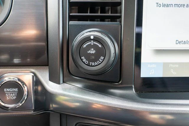 Used 2024 Gray Ford Lariat image 27
