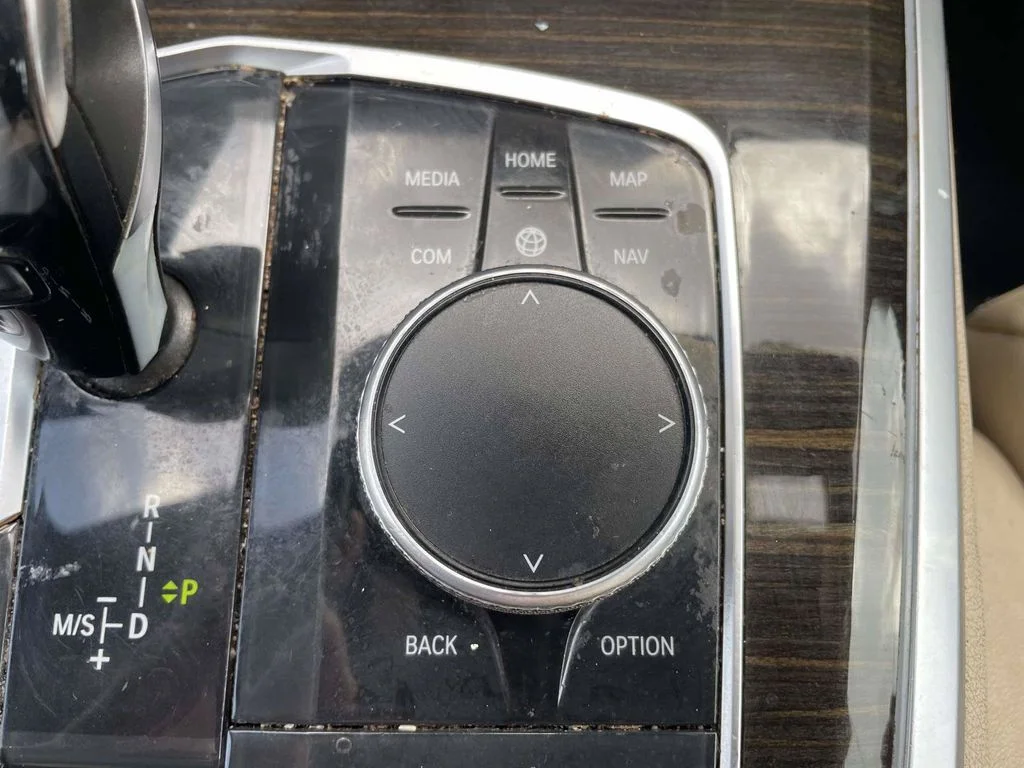 Certified Used 2019 Black BMW xDrive40i image 24