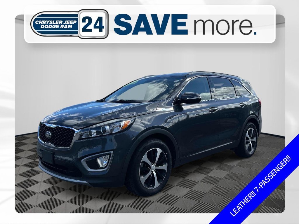 Used 2016 Gray Kia EX image 1
