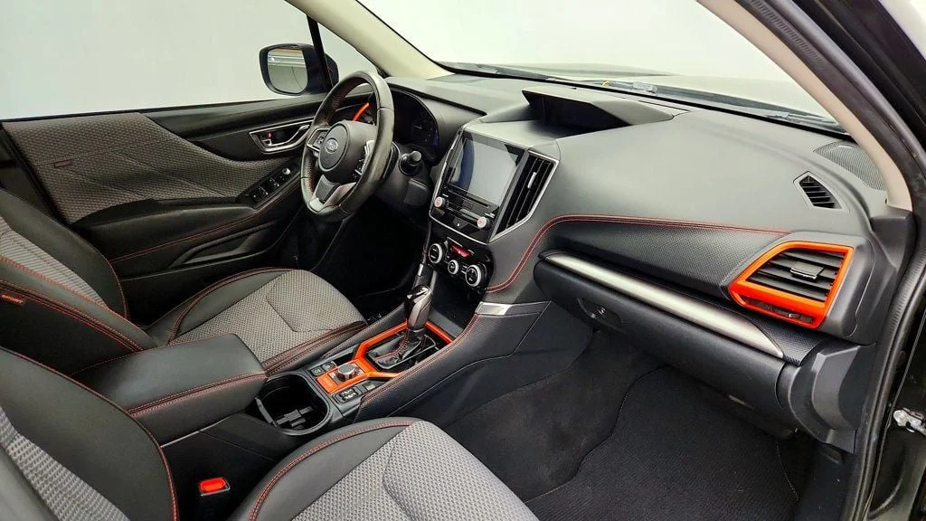 Used 2019 Crystal Black Silica Subaru 2.5i Sport image 24