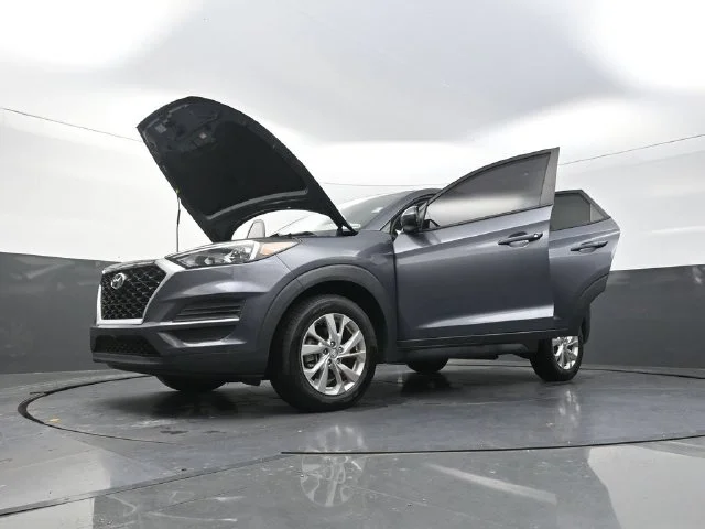 Used 2021 Gray Hyundai SE image 41