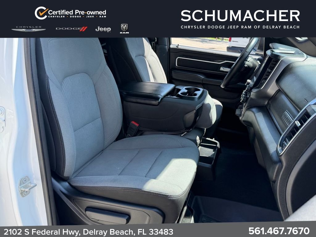 Used 2024 White Ram Big Horn/Lone Star image 23