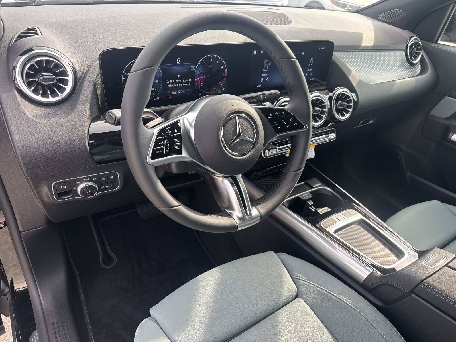 New 2026 Black Mercedes-Benz GLA 250 image 12