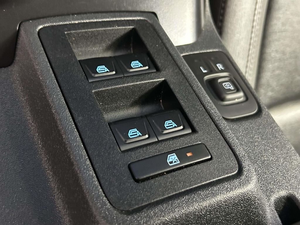 Used 2024 Silver Ford Black Diamond image 21