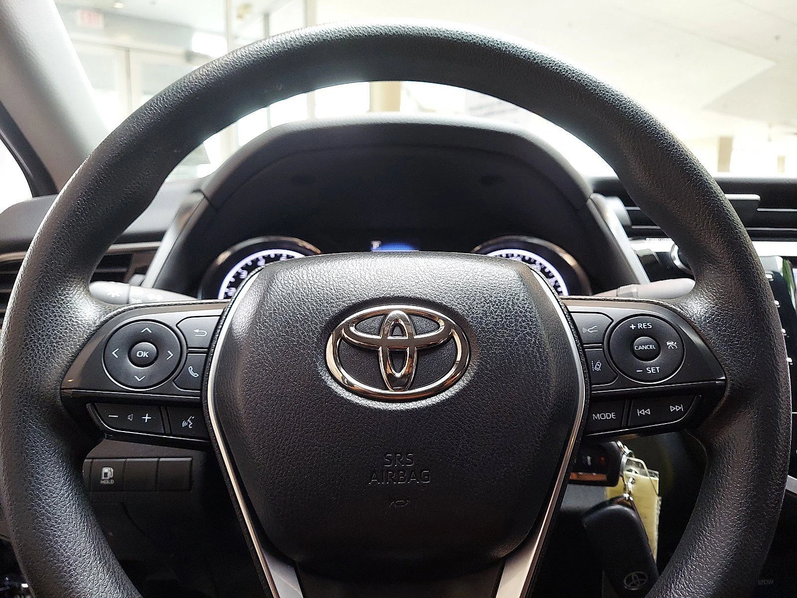 Used 2019 Blue Streak Metallic Toyota LE image 15
