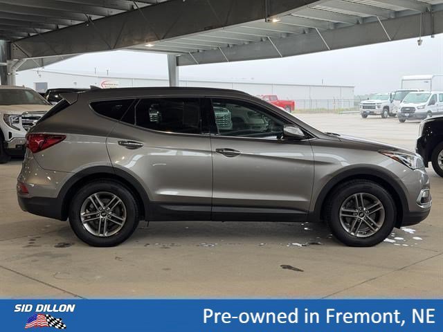 Used 2018 Mineral Gray Hyundai 2.4L image 3