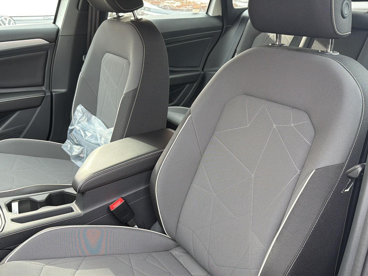 2026 Volkswagen Jetta Sport - Photo 16