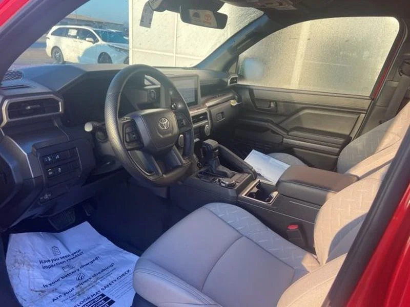 2026 Toyota Tacoma SR5 - Photo 14