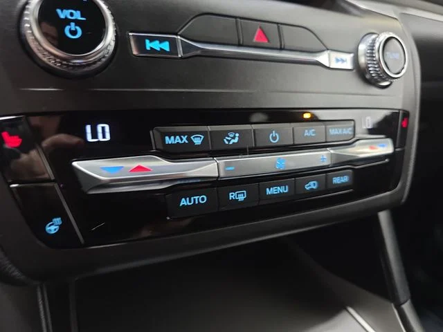 Certified Used 2020 Magnetic Ford XLT image 22