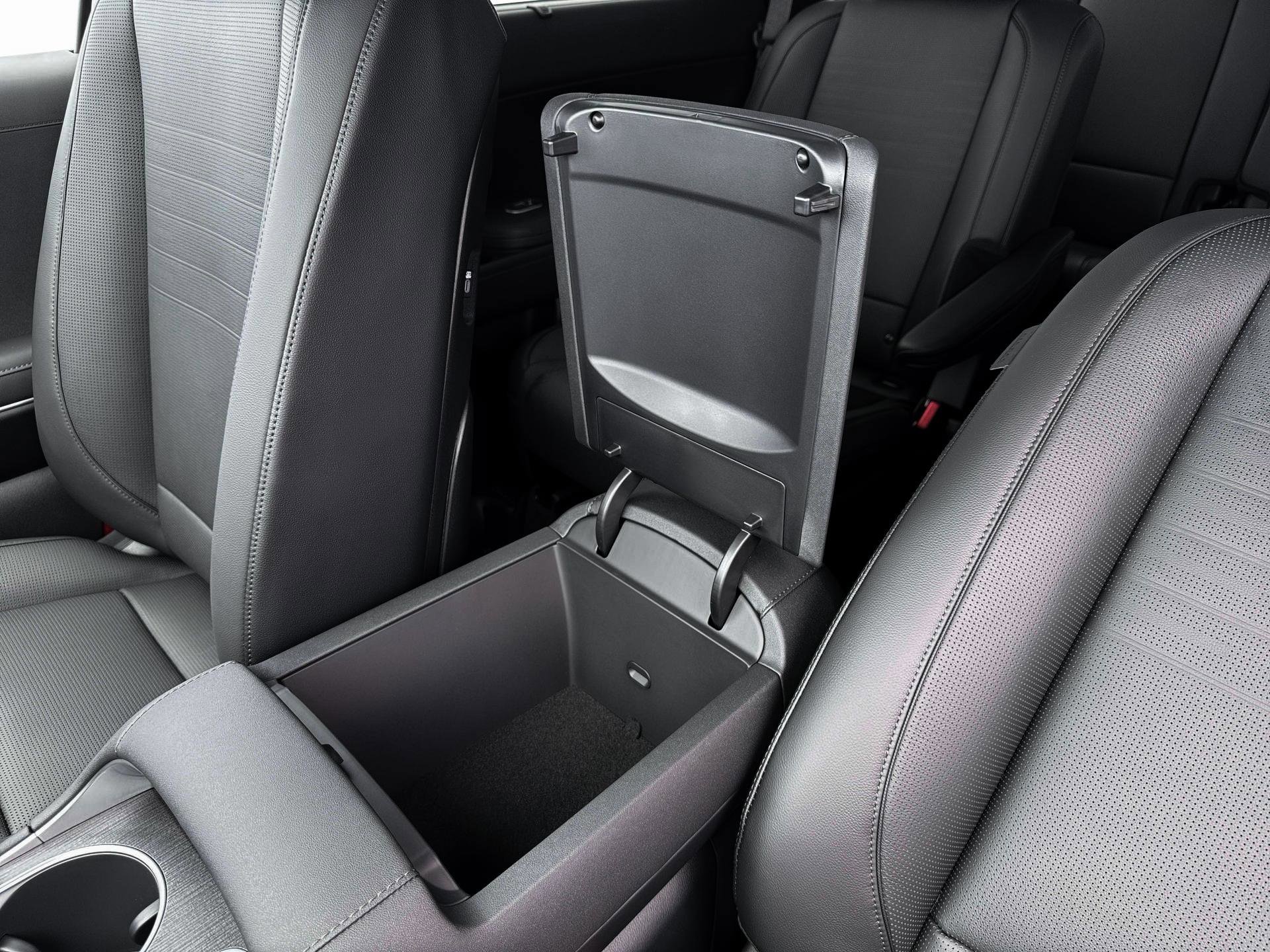 New 2026 Abyss Black Pearl Hyundai Limited FWD image 19