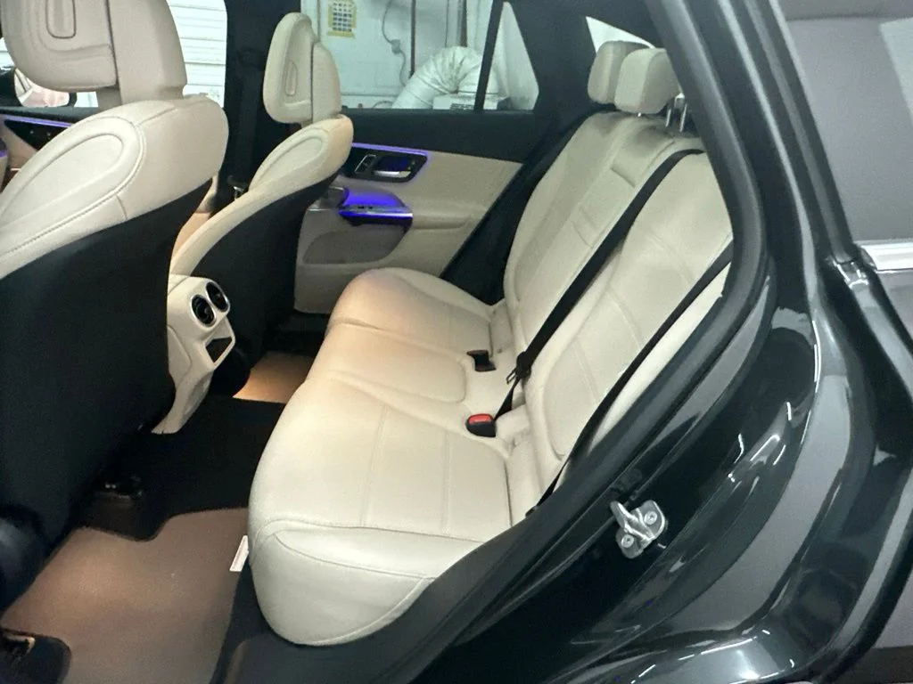 New 2027 Gray Mercedes-Benz GLC 300 image 23