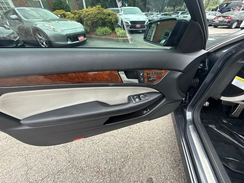 Used 2014 Gray Mercedes-Benz C 250 image 10