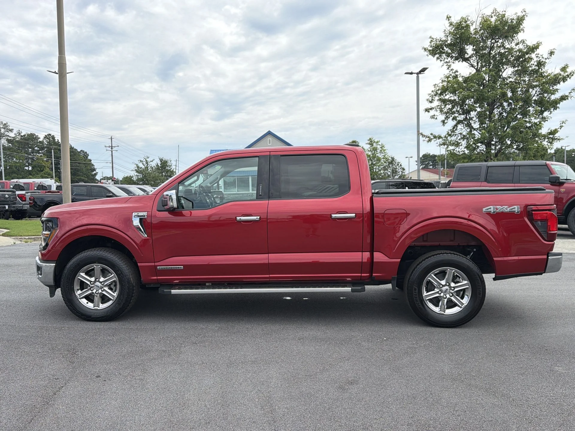 Used 2024 Red Metallic Ford XLT image 25