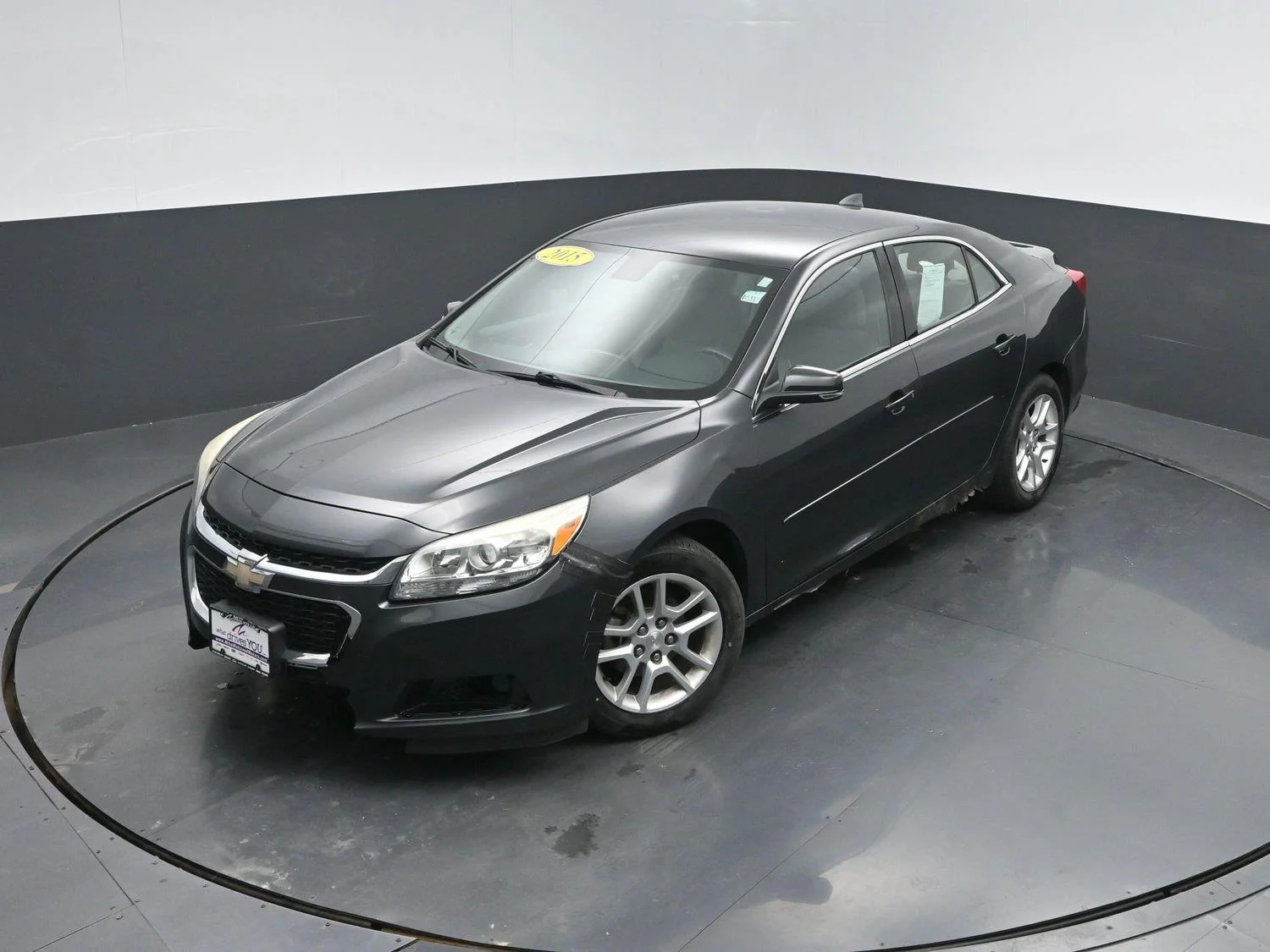 Used 2015 ASHEN GRAY METALLIC Chevrolet LT image 28