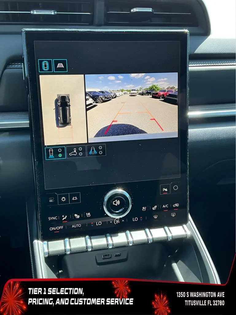 New 2026 Glacier White Tricoat GMC Denali image 32