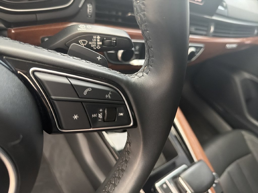 2022 Audi A4 Premium - Photo 18